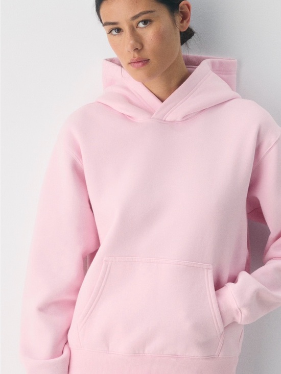 Aritzia Tops - Aritzia Perfect Fit Hoodie